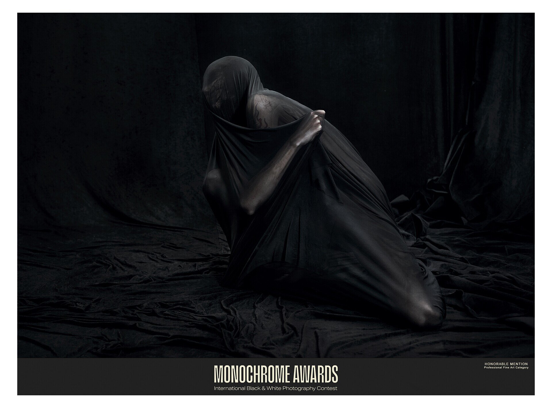 Black X - Trapped Collection - 5